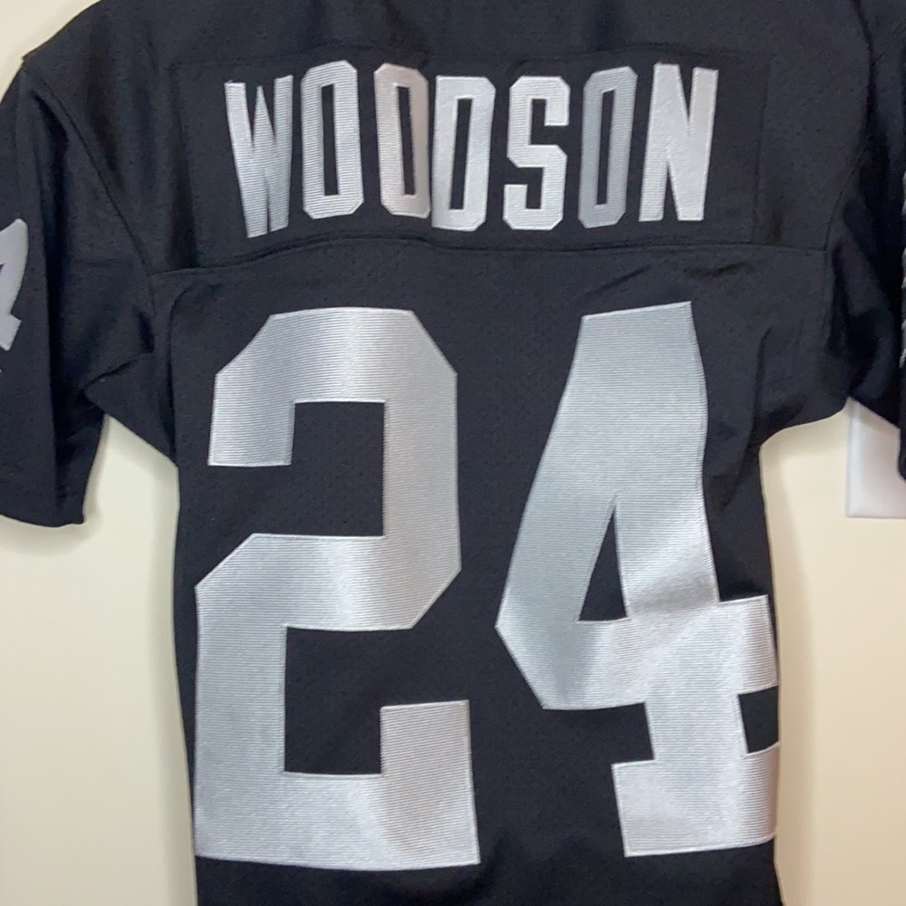 Oakland Raiders 🏈 Charles Woodson #24 jersey | Throwback ‘98 | Good Condition - Picture 4 of 4